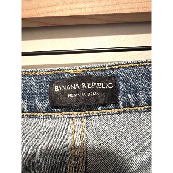 NWT Banana Republic Mid-Rise Medium Wash Denim 4" Shorts Plus Size 35 - Picture 5 of 10